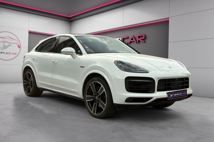 PORSCHE CAYENNE COUPE