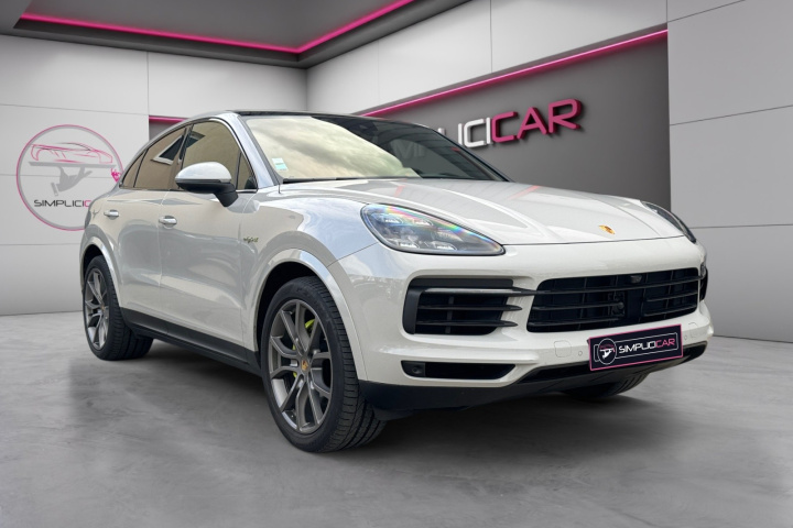 PORSCHE CAYENNE COUPE